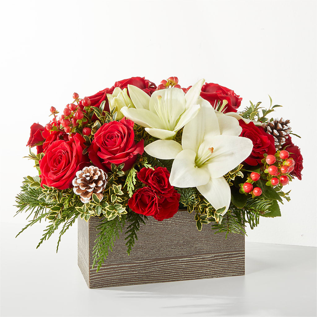 Snowy Wonderland Bouquet – BENNY'S FLOWERS, Norton VA