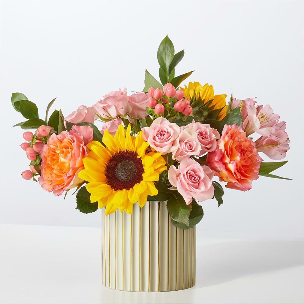 Sun's Out Bouquet – BENNY'S FLOWERS, Norton VA