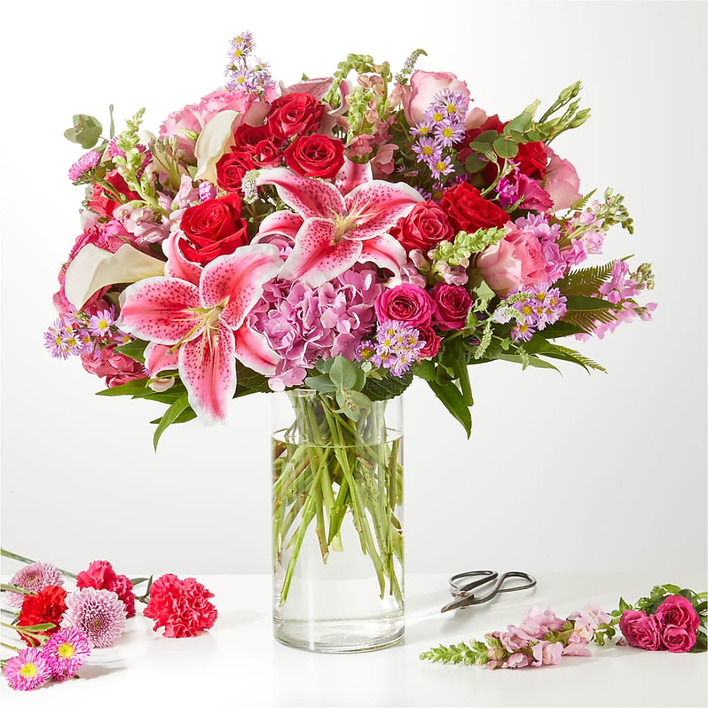 Swooning Over You - A Luxury Florist Original – BENNY'S FLOWERS, Norton VA