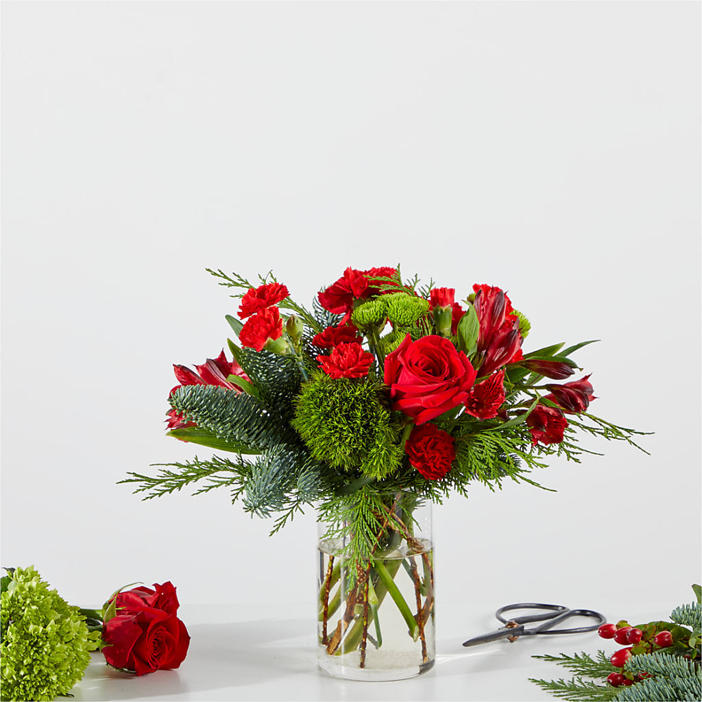 Merry Moment Bouquet – A Florist Original – BENNY'S FLOWERS, Norton VA