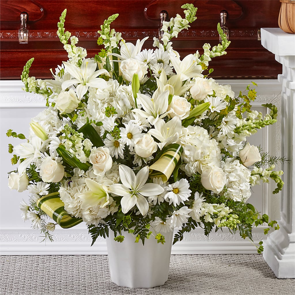 Thoughts of Tranquility Floor Basket – BENNY'S FLOWERS, Norton VA
