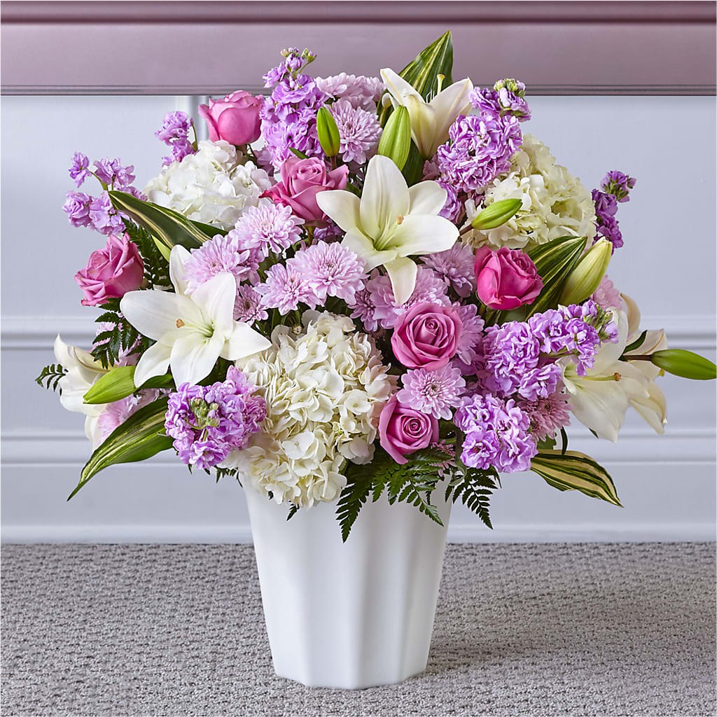 Heaven Sent Floor Basket – BENNY'S FLOWERS, Norton VA