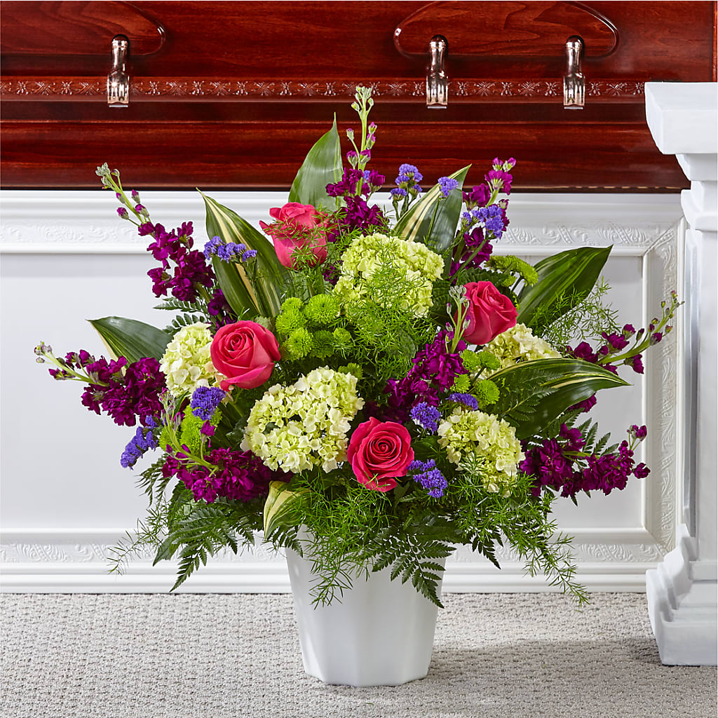 Beautiful Horizons Floor Basket – BENNY'S FLOWERS, Norton VA