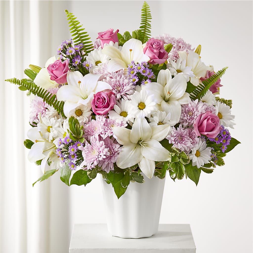 Warmest Thoughts Tabletop Basket – BENNY'S FLOWERS, Norton VA
