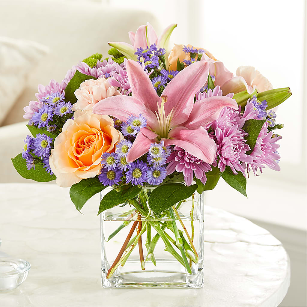 Delicate Details Bouquet – BENNY'S FLOWERS, Norton VA