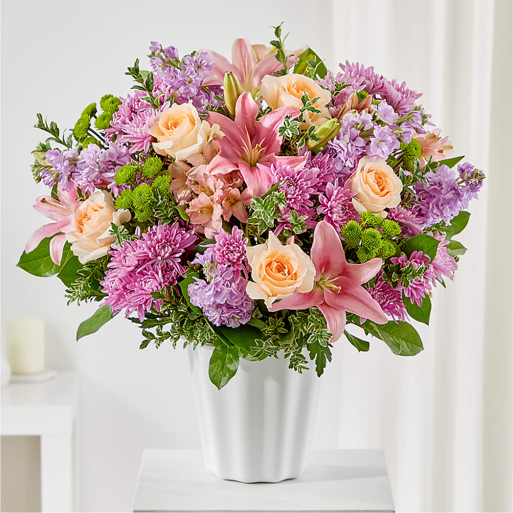 Supportive Embrace Tabletop Basket – BENNY'S FLOWERS, Norton VA