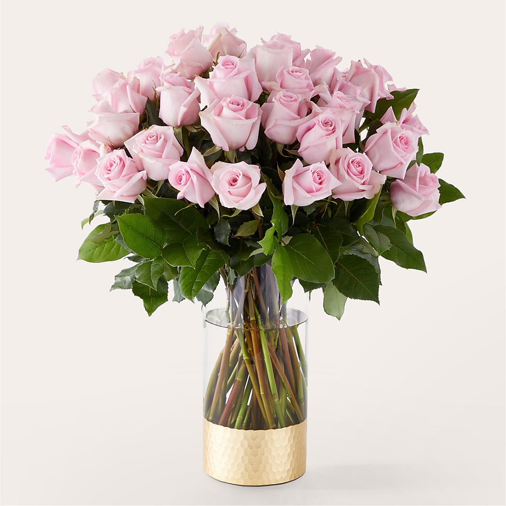 Picture Perfect Pink Rose Bouquet – BENNY'S FLOWERS, Norton VA