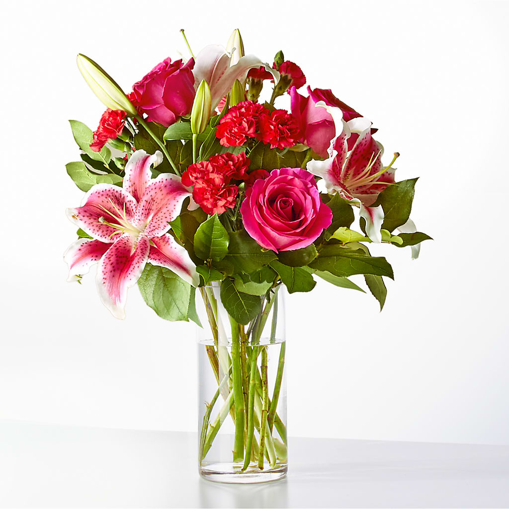 Love at First Sight Bouquet – BENNY'S FLOWERS, Norton VA