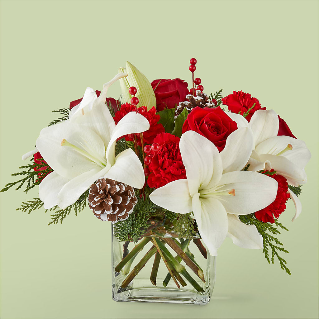 Glistening Icicles Bouquet – BENNY'S FLOWERS, Norton VA