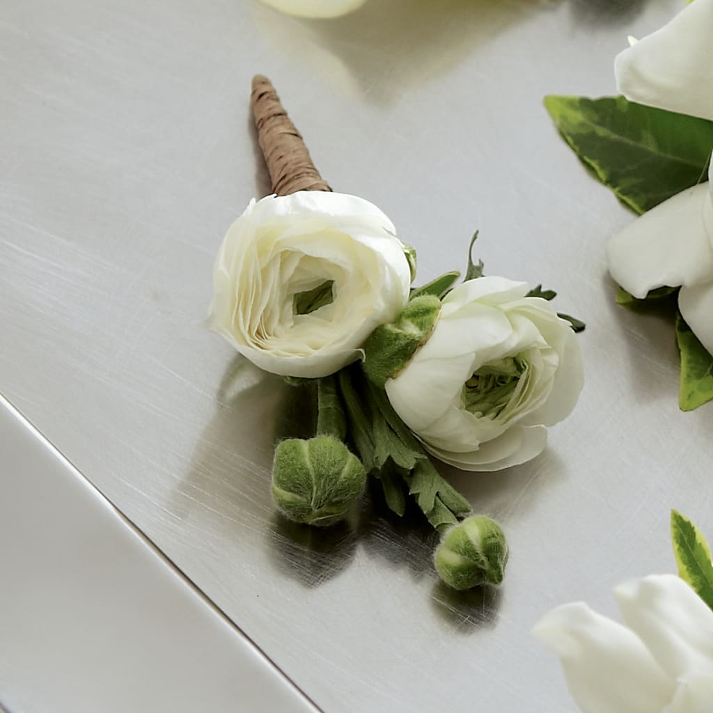 White Ranunculus Boutonniere – BENNY'S FLOWERS, Norton VA