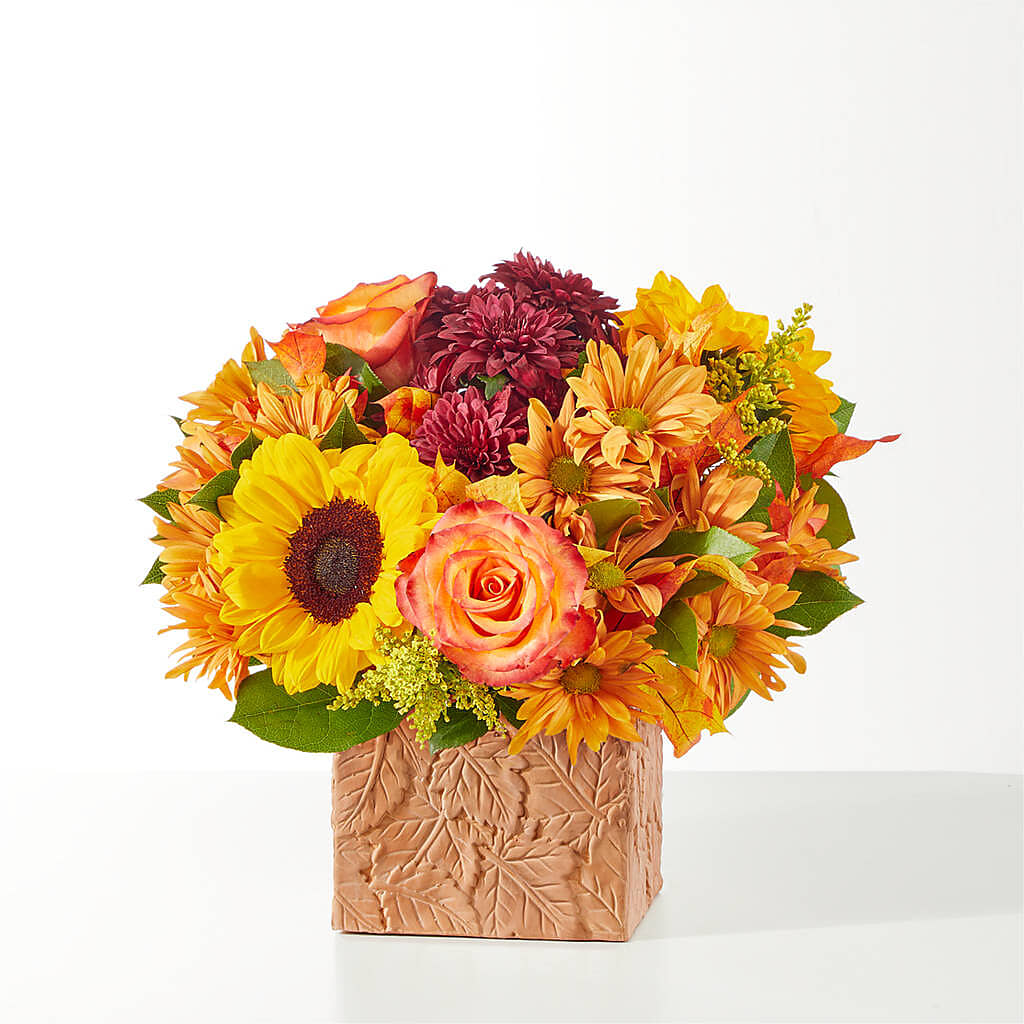 The Outdoors Bouquet – BENNY'S FLOWERS, Norton VA