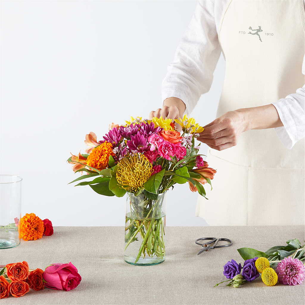 Feast of Color – A Florist Original – BENNY'S FLOWERS, Norton VA