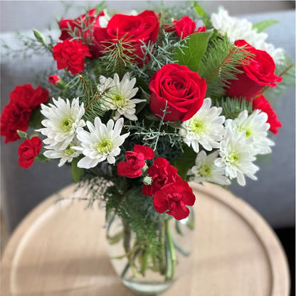Seasonal Magic Bouquet – BENNY'S FLOWERS, Norton VA