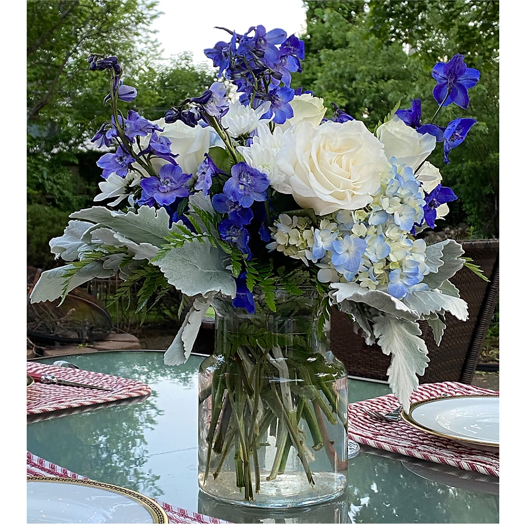 Clear Skies Bouquet – BENNY'S FLOWERS, Norton VA