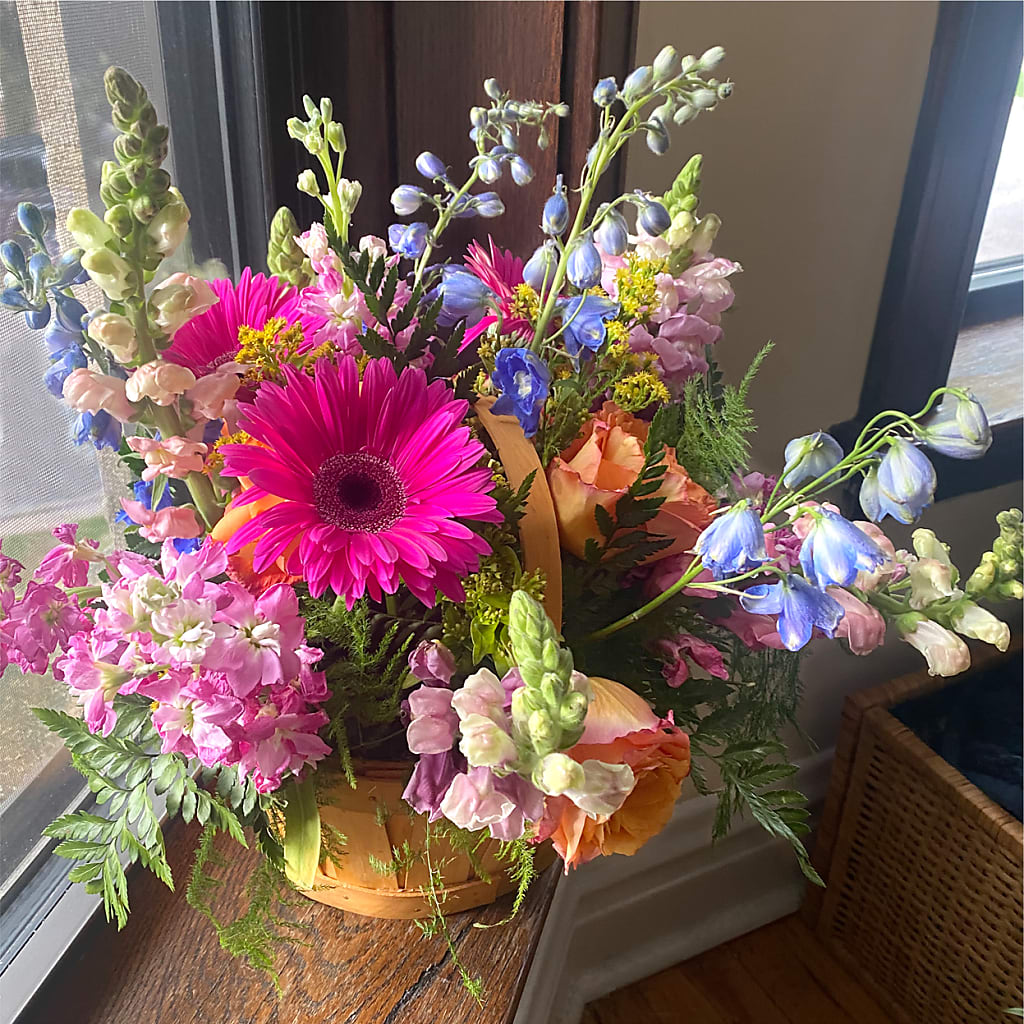 Garden of Life Basket – BENNY'S FLOWERS, Norton VA
