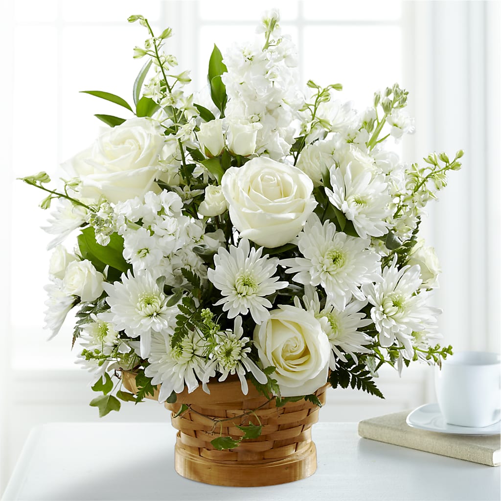 Heartfelt Condolences Arrangement – BENNY'S FLOWERS, Norton VA