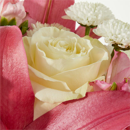 Piece of Cake Bouquet – BENNY'S FLOWERS, Norton VA
