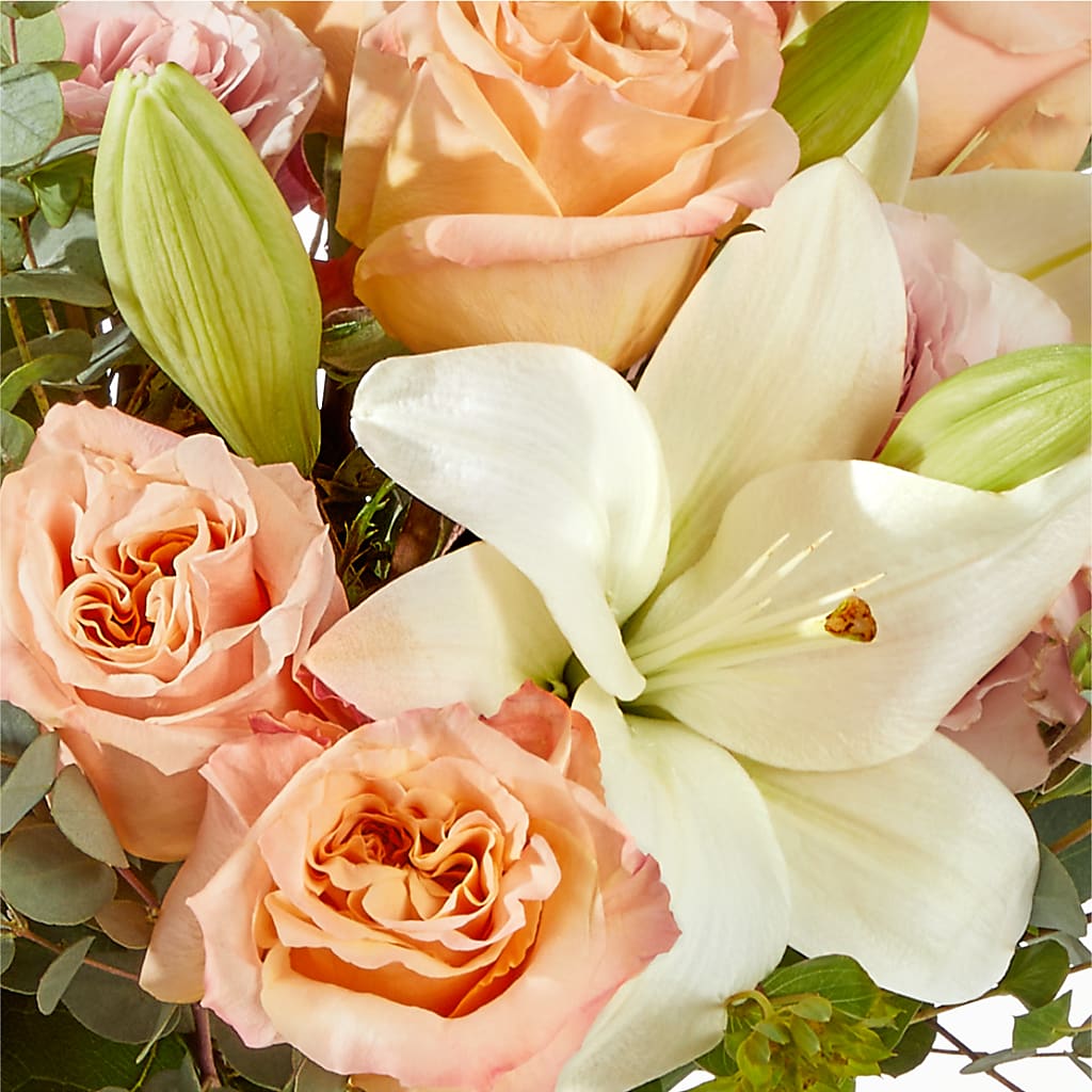 Grapefruit Splash Bouquet – BENNY'S FLOWERS, Norton VA