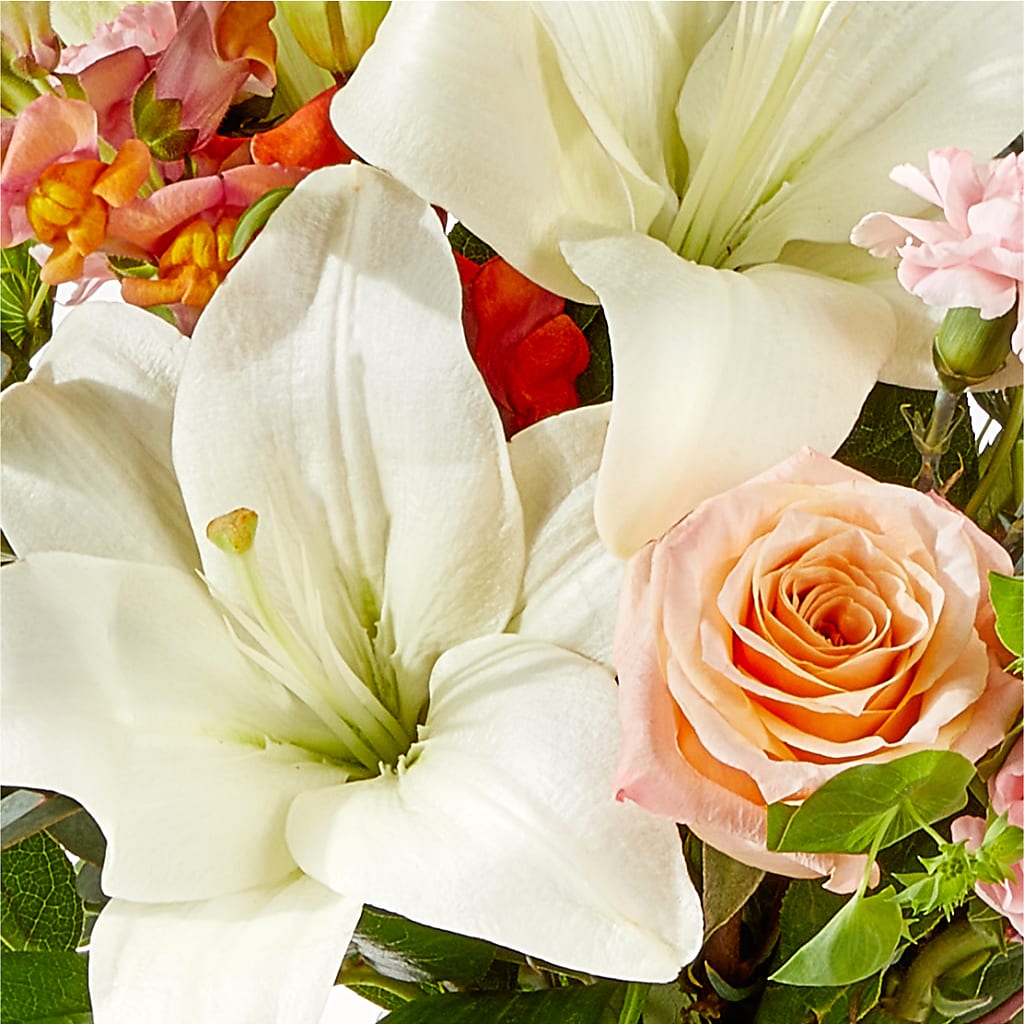 Grapefruit Splash Bouquet – BENNY'S FLOWERS, Norton VA