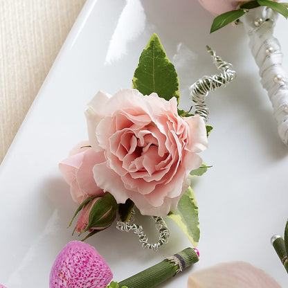 Pink Spray Rose Boutonniere – BENNY'S FLOWERS, Norton VA