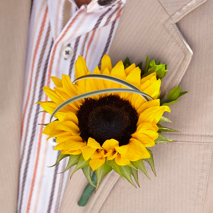 Free Spirit Boutonniere – BENNY'S FLOWERS, Norton VA